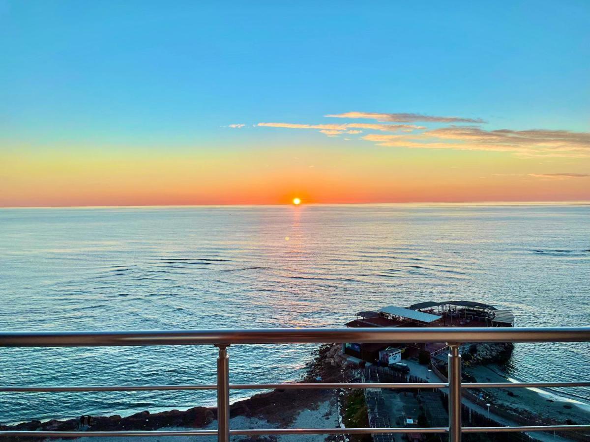 Durres Currila Modern Luxury Stunning Beach Views מראה חיצוני תמונה