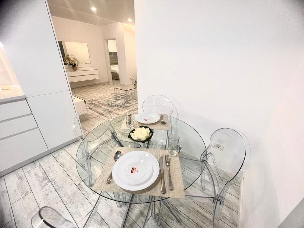 Durres Currila Modern Luxury Stunning Beach Views מראה חיצוני תמונה