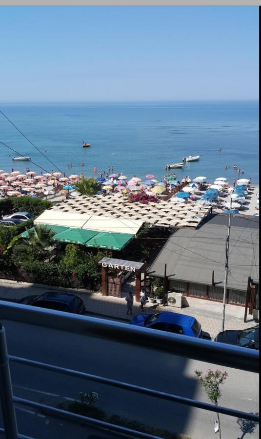 Durres Currila Modern Luxury Stunning Beach Views מראה חיצוני תמונה