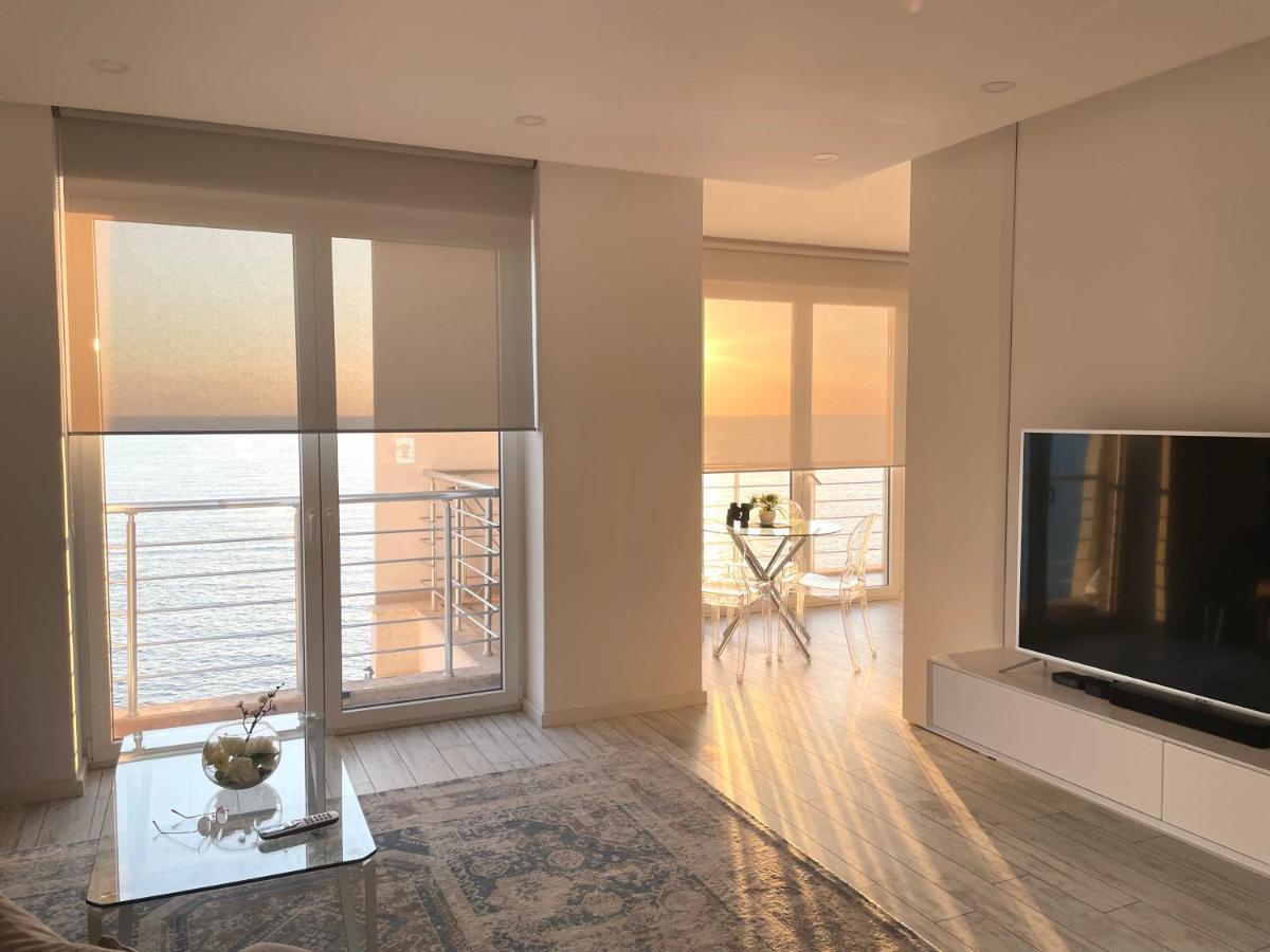 Durres Currila Modern Luxury Stunning Beach Views מראה חיצוני תמונה